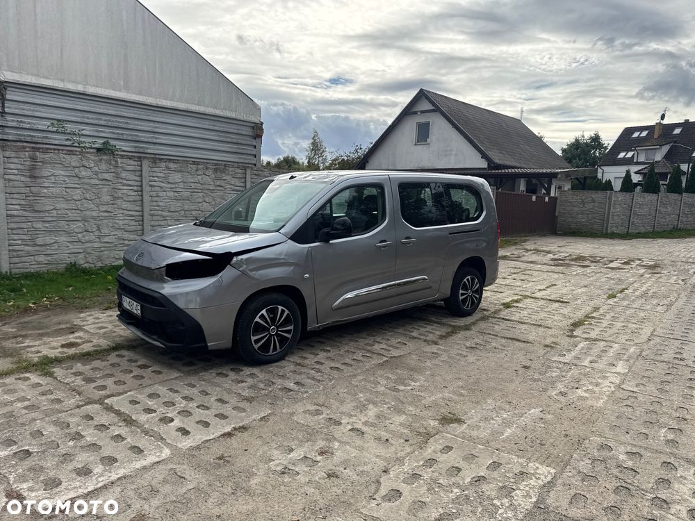 Toyota Proace City Verso 2024 photo 3