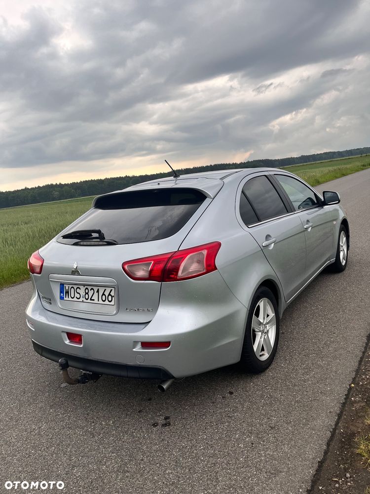 Mitsubishi Lancer 1.6 Invite - 6