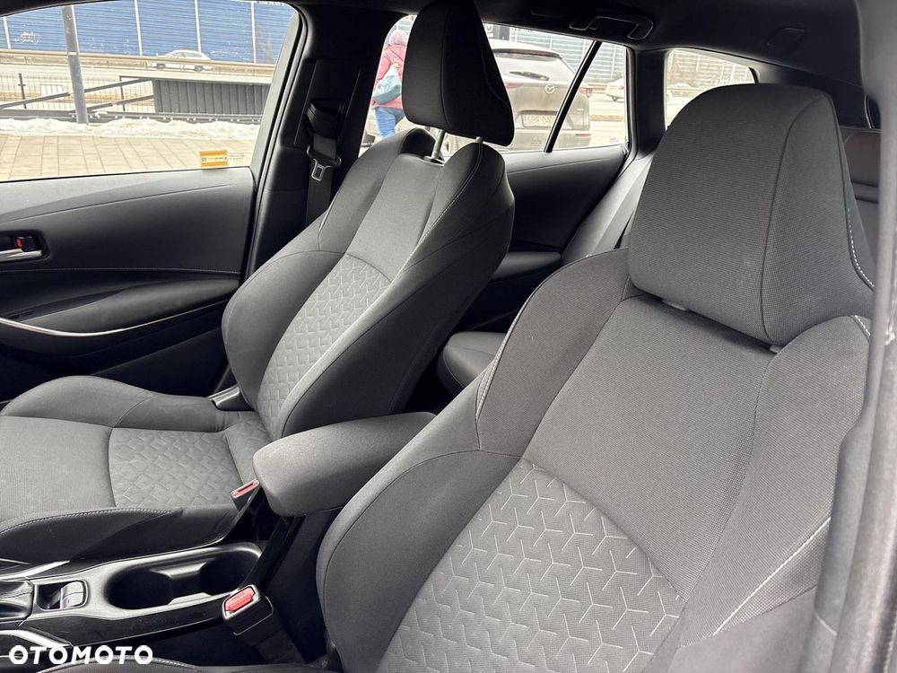 Toyota Corolla 2.0 Hybrid Comfort - 11