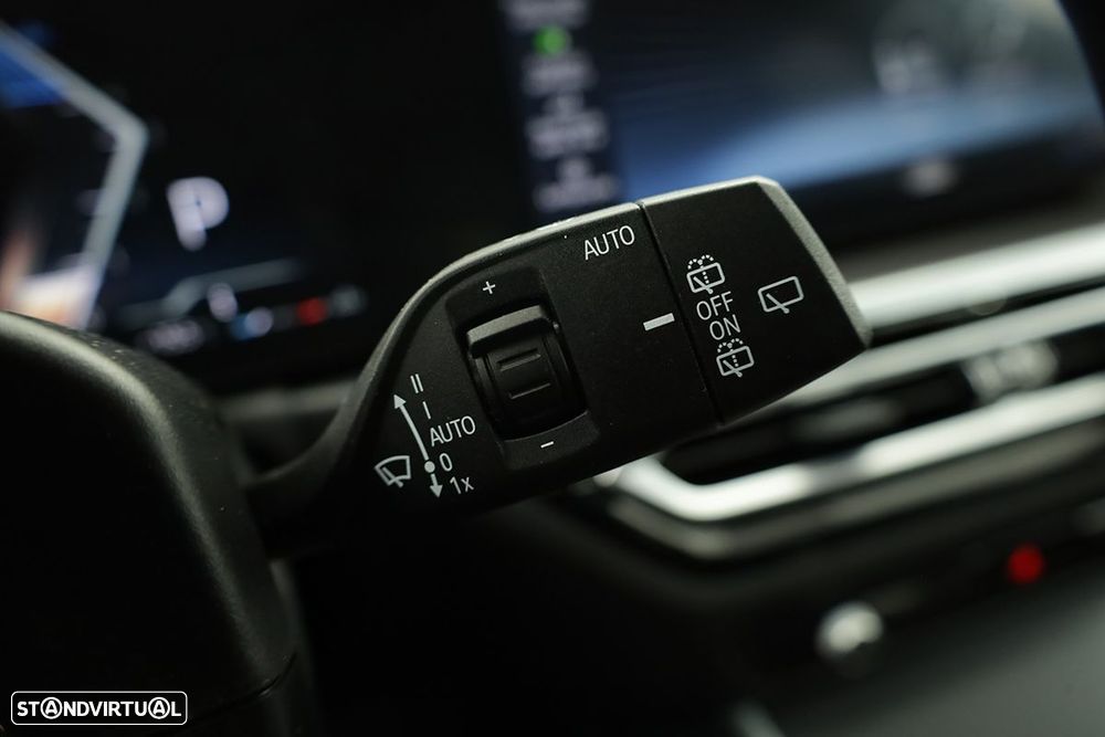 BMW 320 d Touring Pack Desportivo M Auto - 18