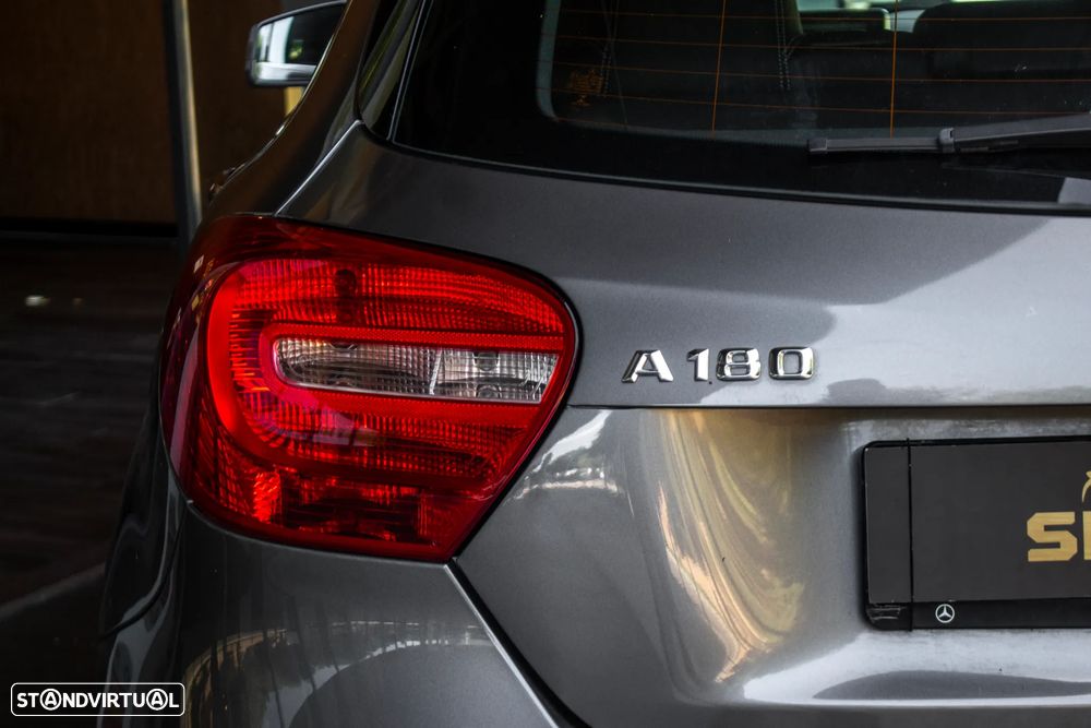Mercedes-Benz A 180 d 7G-DCT Style — fotografia 11
