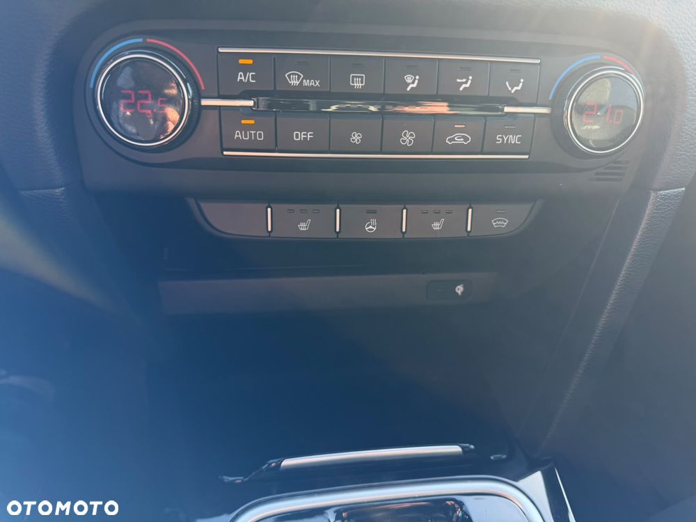 Kia XCeed 1.5 T-GDI GT-Line DCT - 10