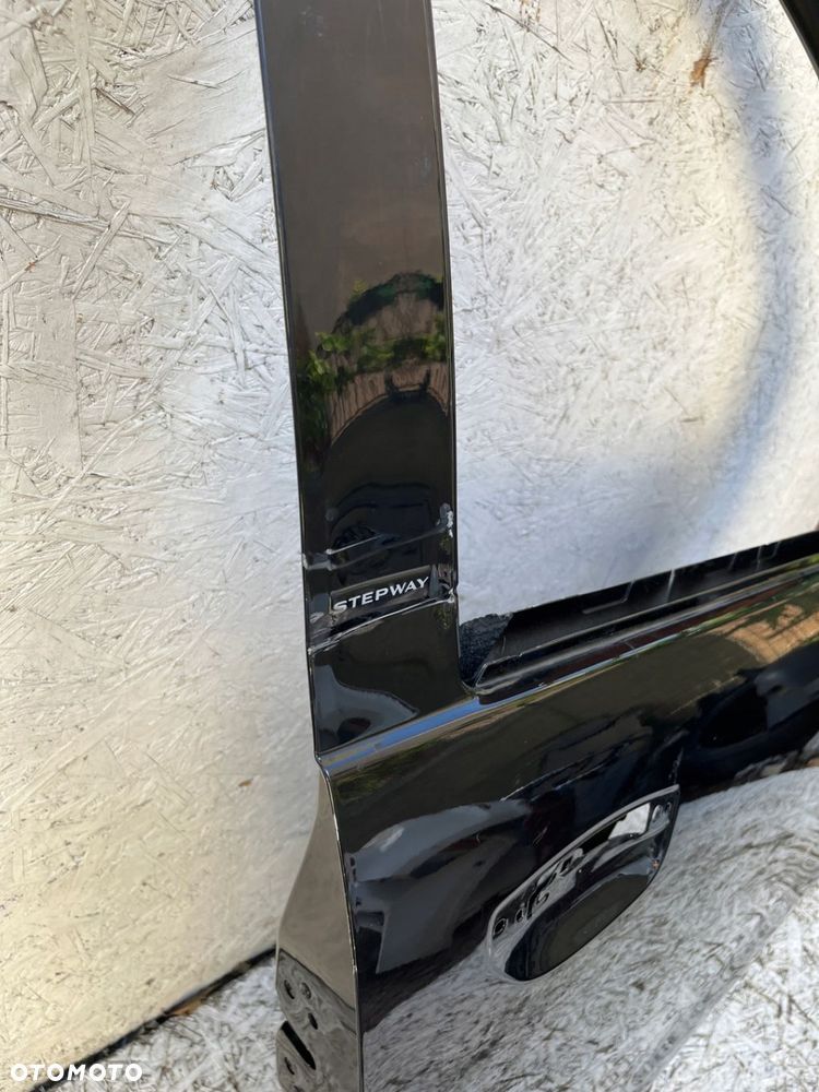 DRZWI PRZEDNIE PRAWE DACIA SANDERO STEPWAY II 2 - 6