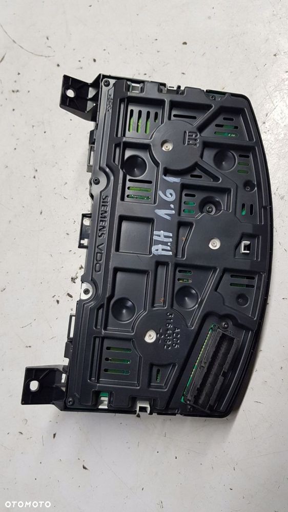 licznik Opel Astra H 1.6 - 4