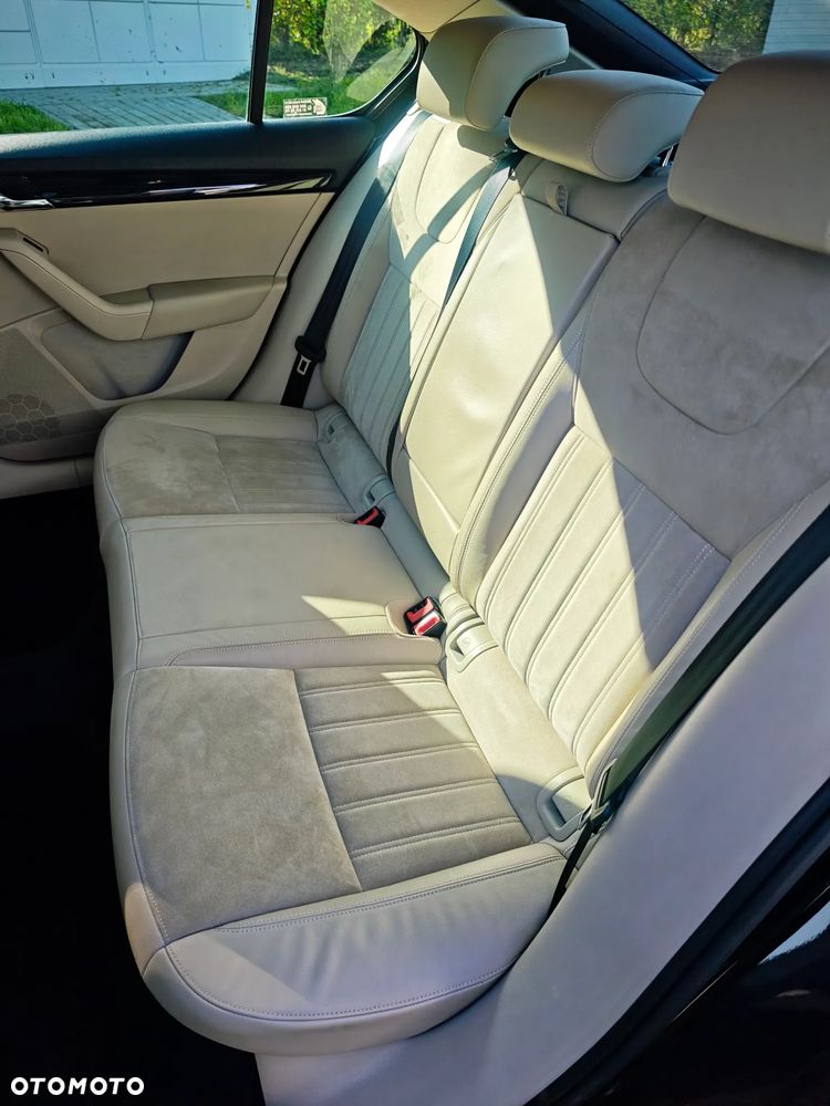 Skoda Octavia 2.0 TDI Elegance DSG - 18