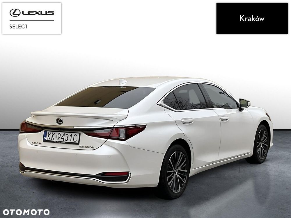 Lexus ES 300h Business Edition - 5
