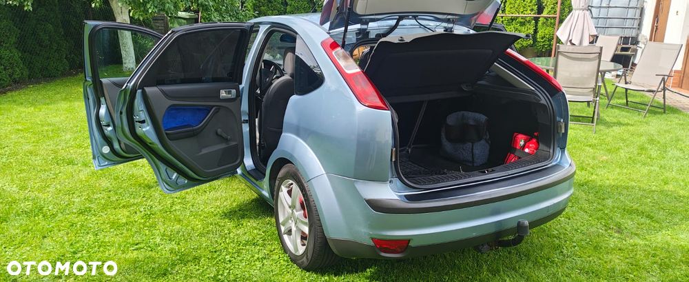 Ford Focus 1.6 16V Trend - 10