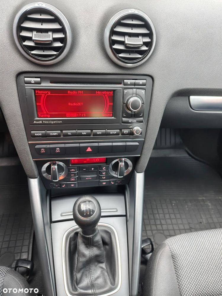 Audi A3 Sportback 2.0 TDI DPF Ambiente - 12