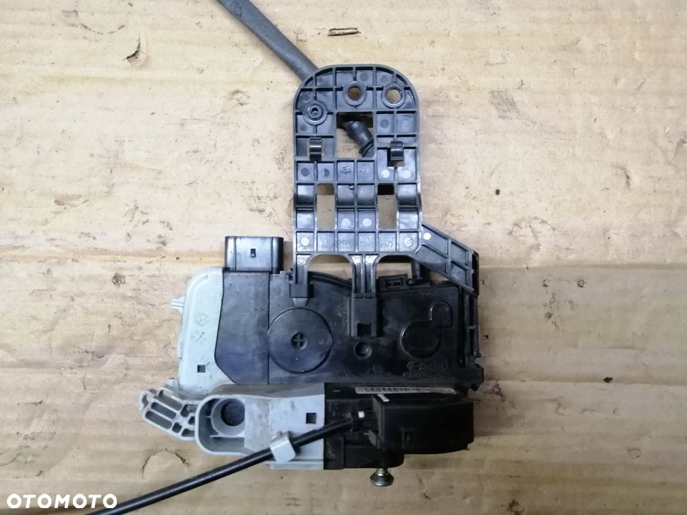 Kia Venga zamki drzwi komplet lewy przód 6 Pin pozostałe 4 Pin EU - 20