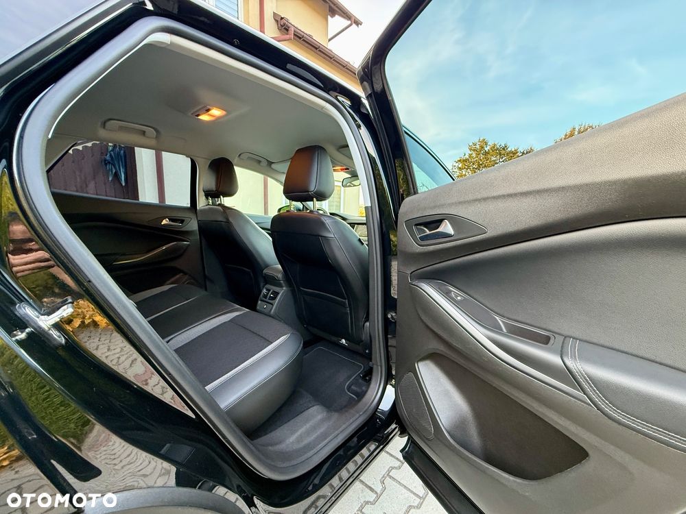 Opel Grandland X 1.2 T Elite S&S - 26
