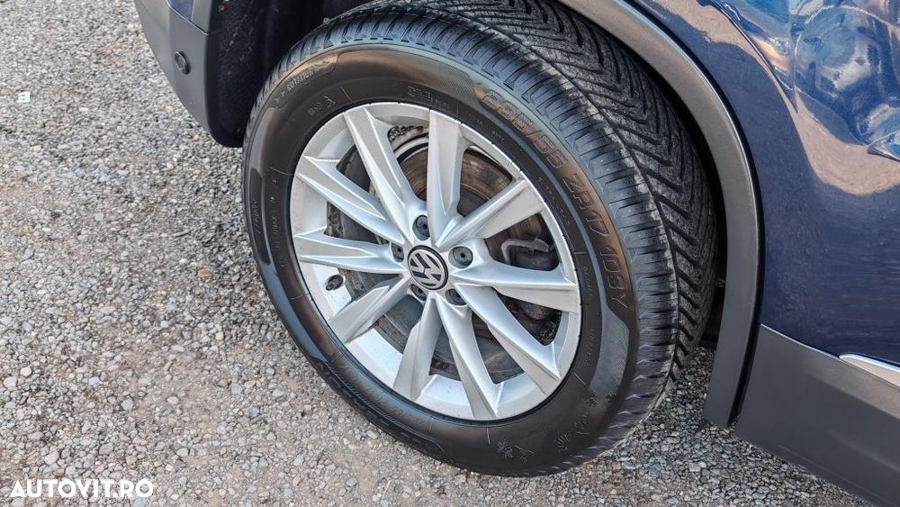 Volkswagen Tiguan 2.0 TDI DPF 4Motion BlueMotion Technology DSG Track & Style - 29