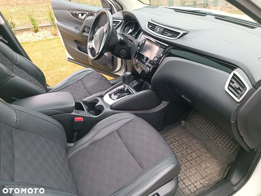 Nissan Qashqai 1.6 DCi Tekna+ Xtronic - 9