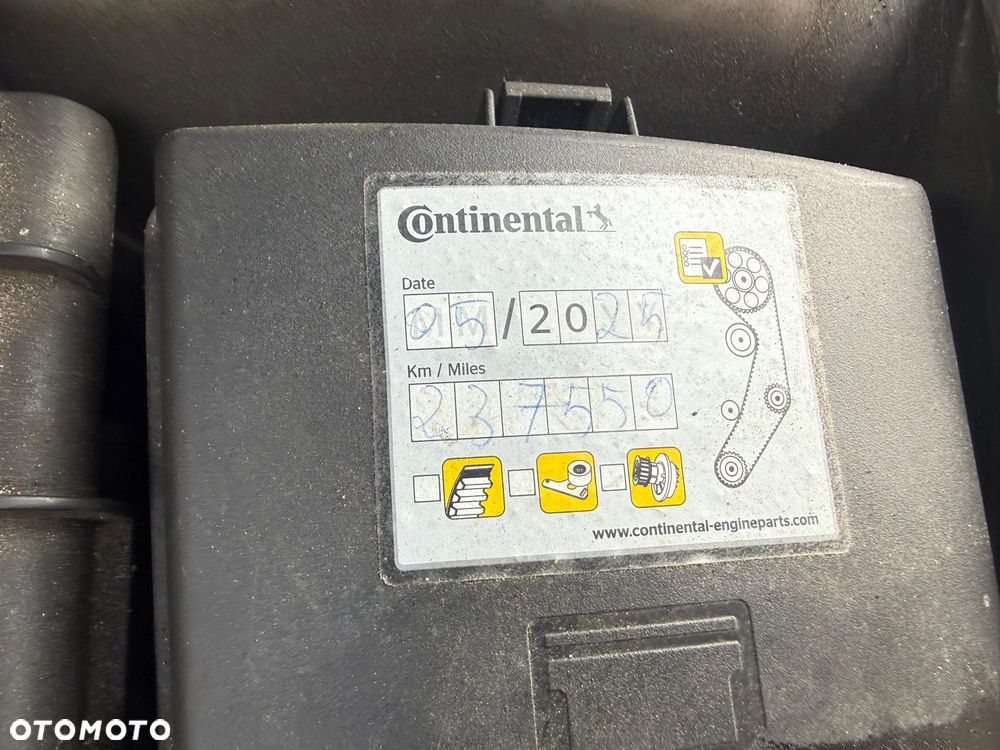 Volkswagen Passat 2.0 TDI (BlueMotion Technology) DSG Highline - 13