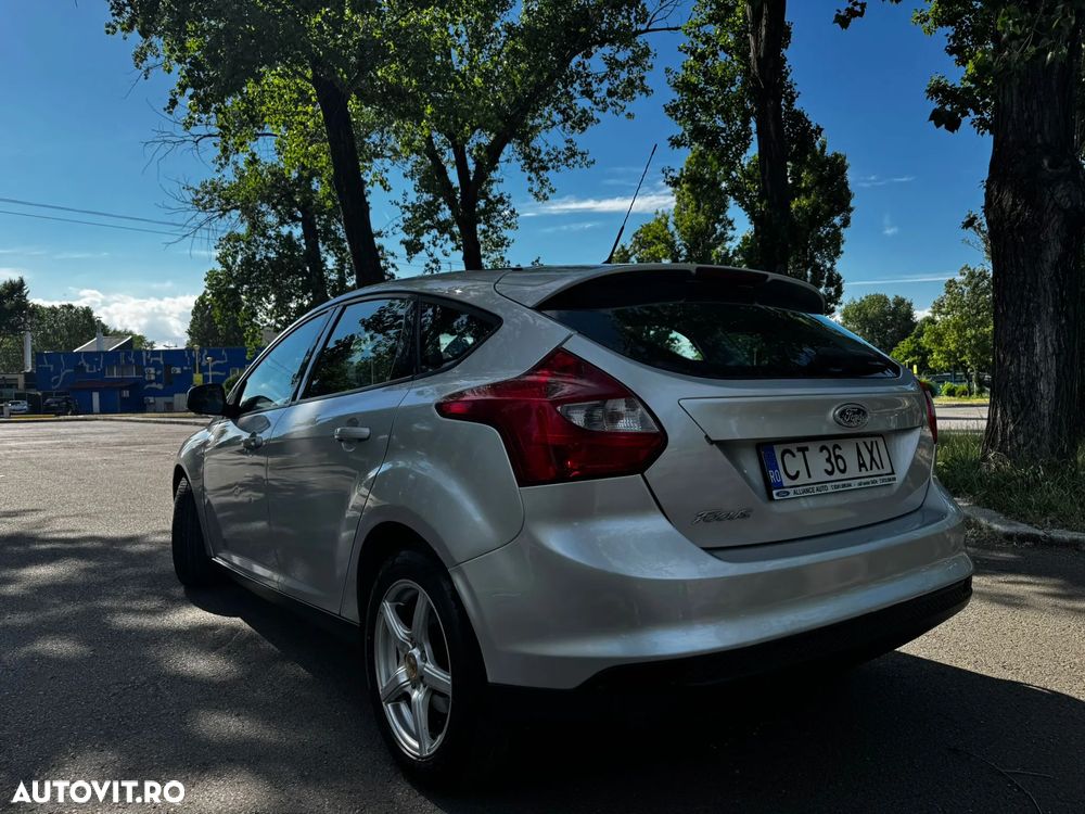 Ford Focus - 5