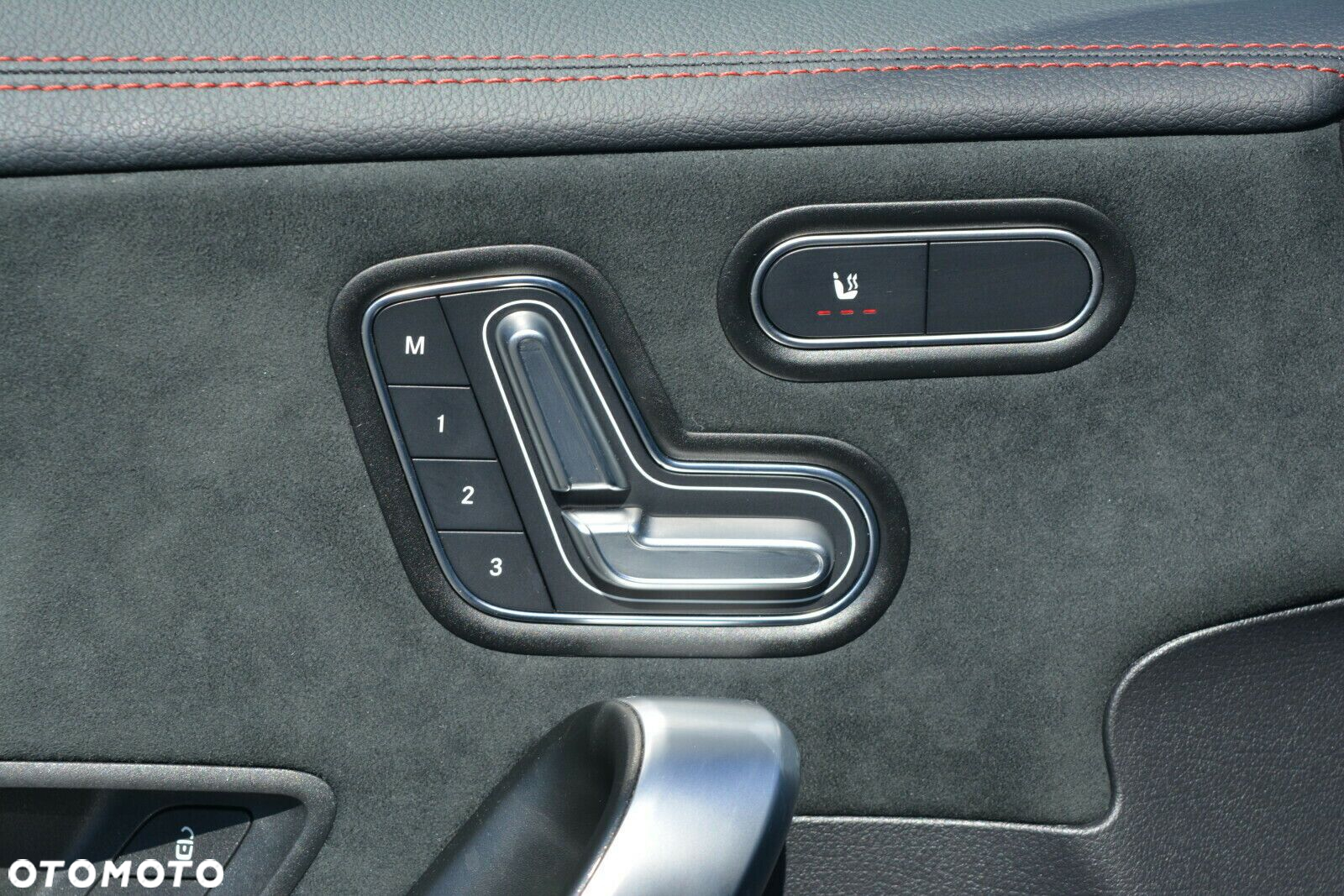 Mercedes-Benz CLA 200 AMG Line 7G-DCT - 15
