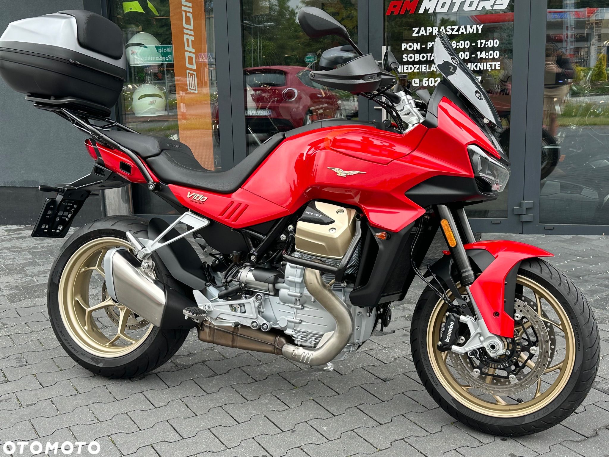 Moto Guzzi V100 Mandello - 1