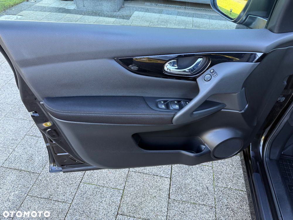 Nissan Qashqai 1.2 DIG-T N-Vision - 6