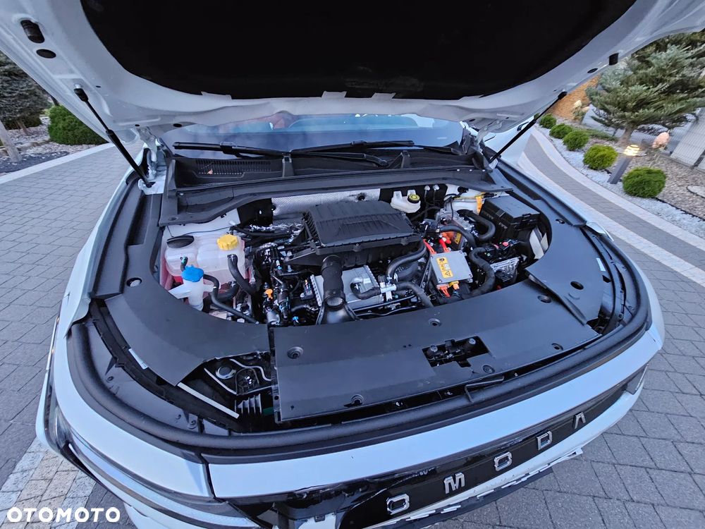 Omoda 9 1.5 Super Hybrid Exclusive AWD - 32