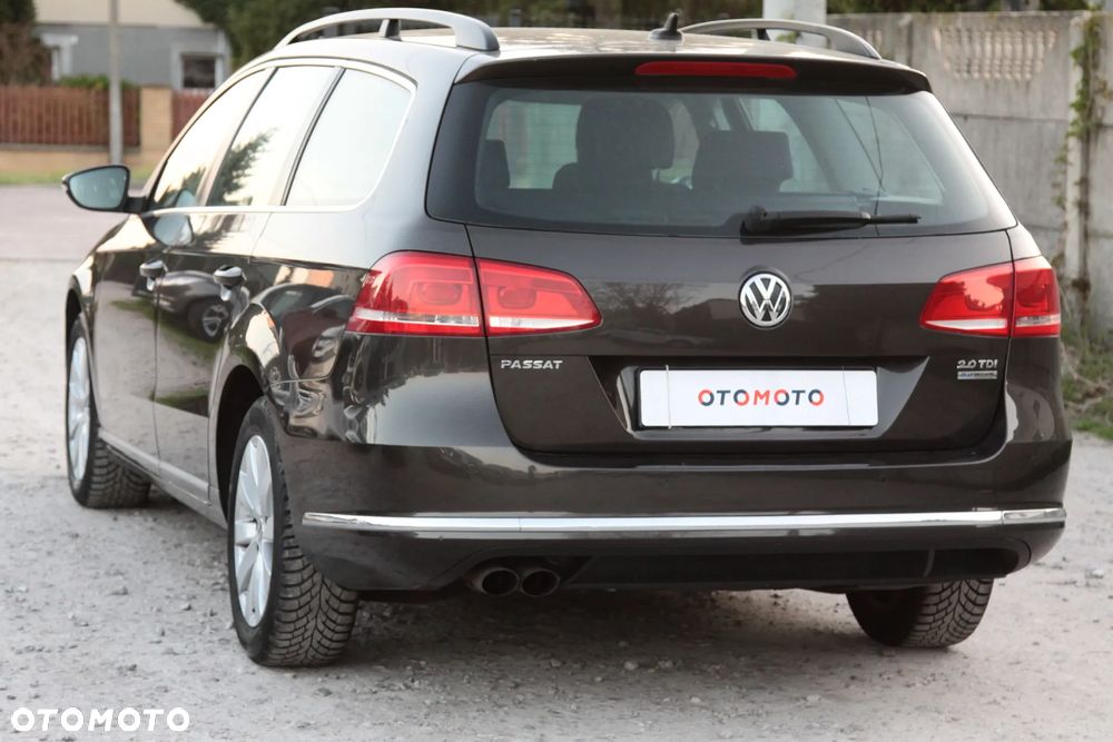 Volkswagen Passat 2.0 TDI Comfortline - 10