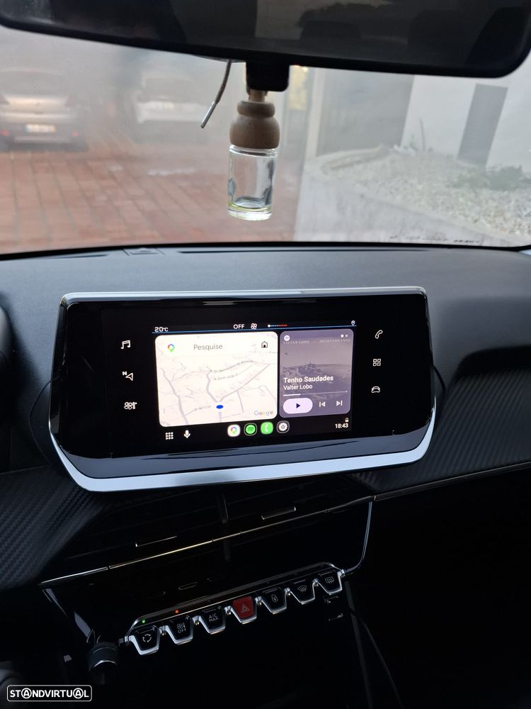 Peugeot 208 1.2 PureTech Allure - 15