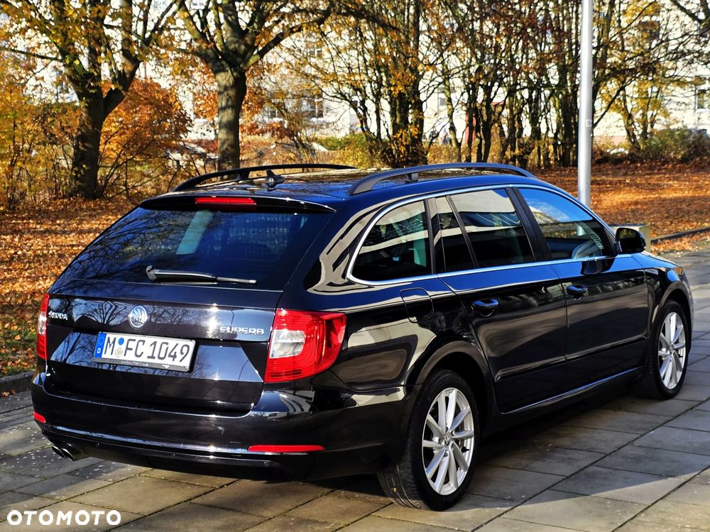 Skoda Superb 2.0 TDI Exclusive - 6