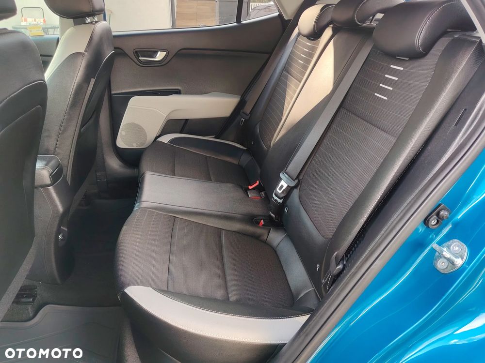 Kia Stonic 1.0 T-GDI MHEV L Business Line - 36