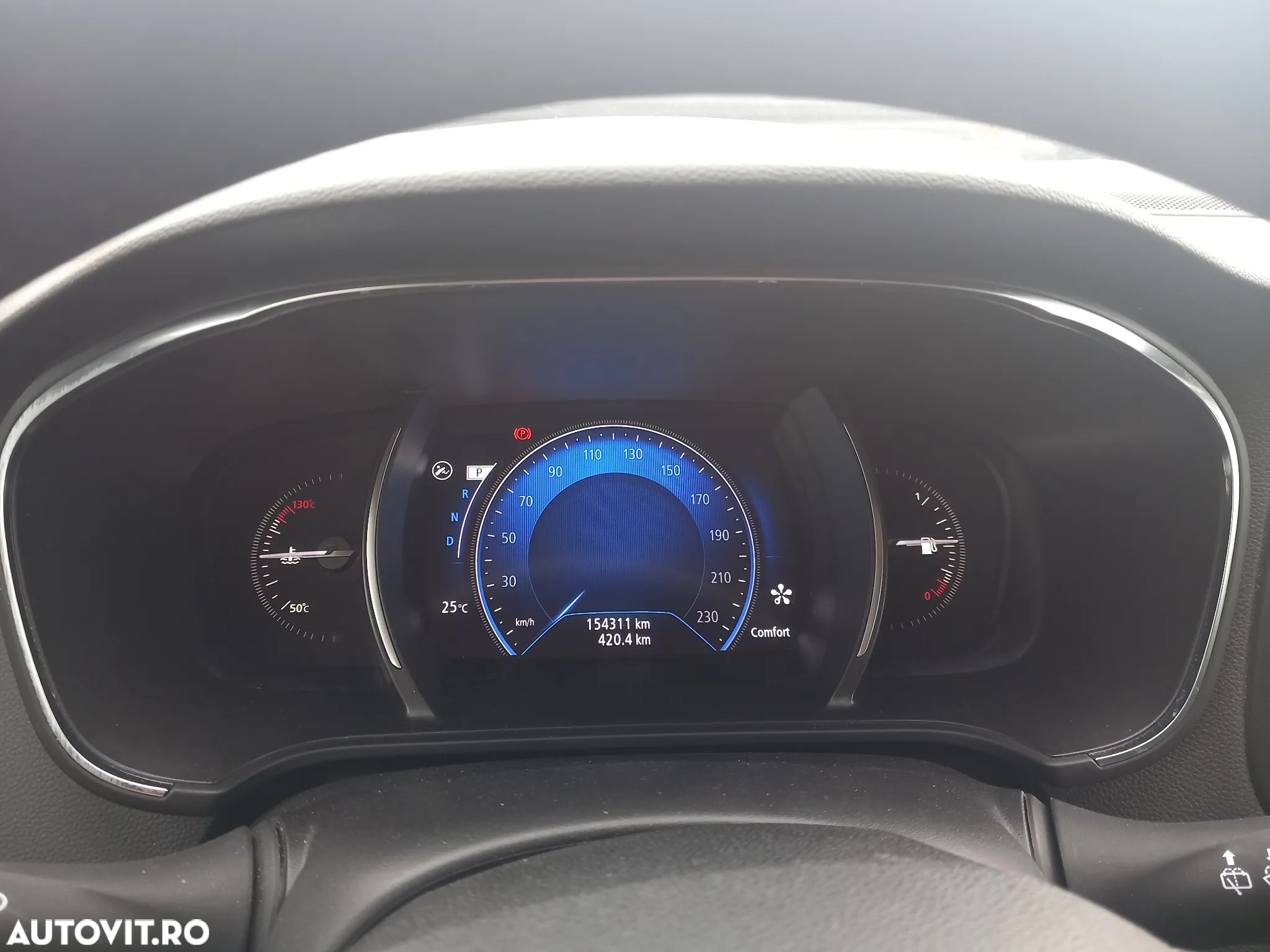 Renault Megane ENERGY TCe 140 EDC LIMITED - 14
