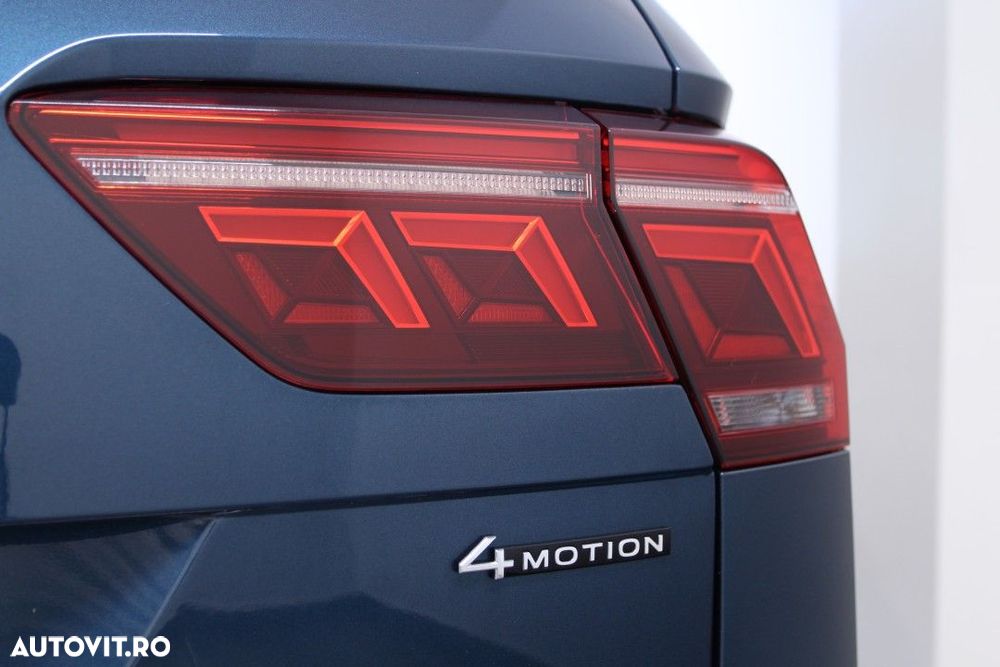 Volkswagen Tiguan - 12