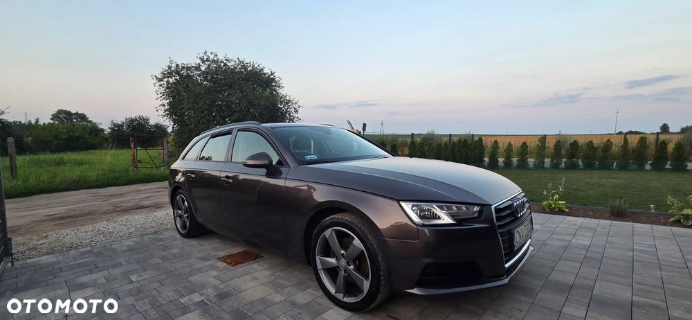 Audi A4 Avant 2.0 TDI - 4