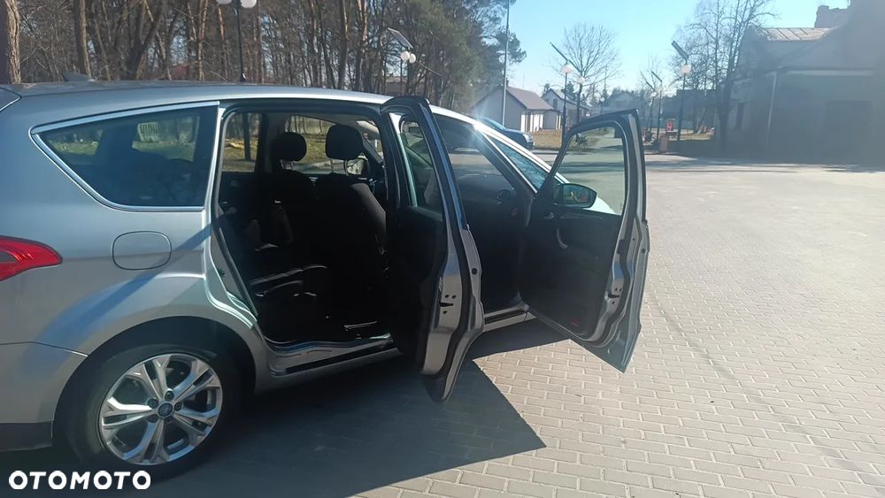 Ford S-Max - 29