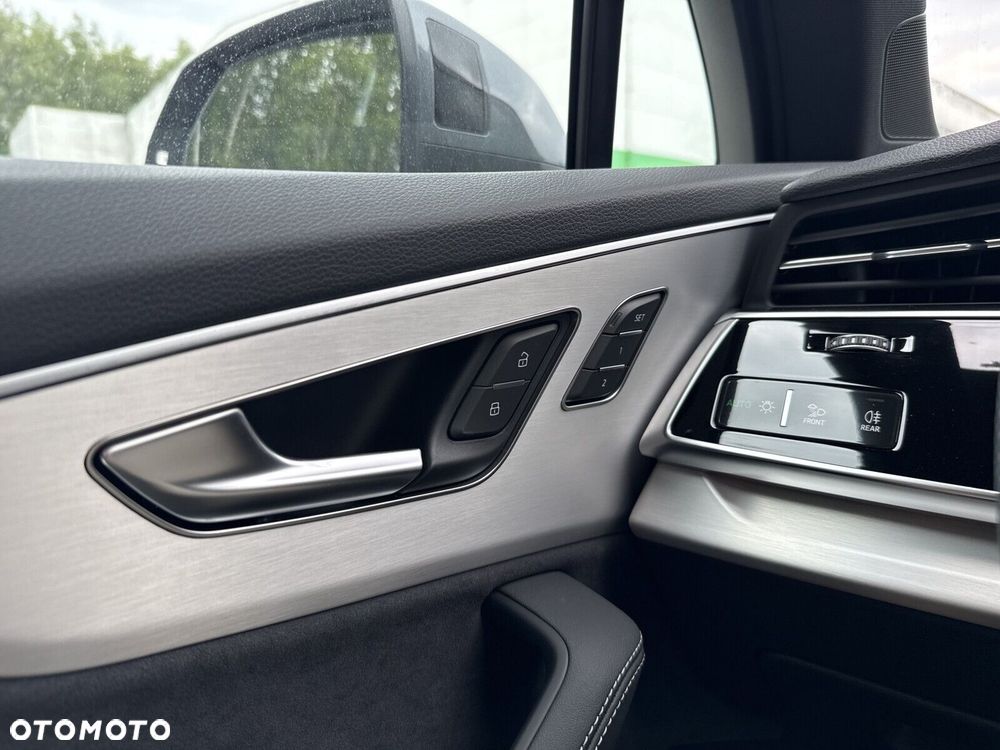 Audi Q7 - 21