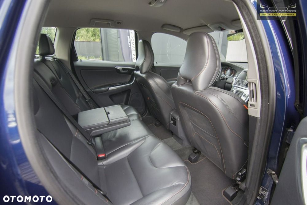Volvo XC 60 D4 Geartronic Ocean Race - 32