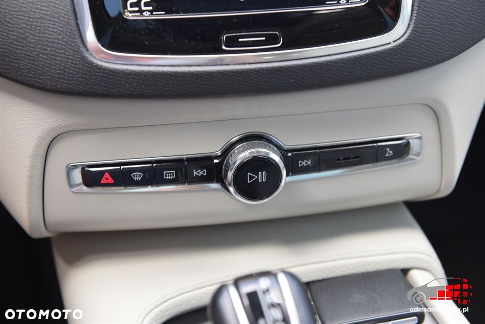 Volvo XC 90 - 36