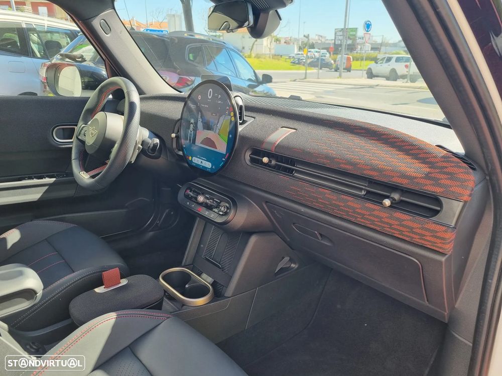 MINI 5 Portas Cooper Premium Plus JCW Auto - 18