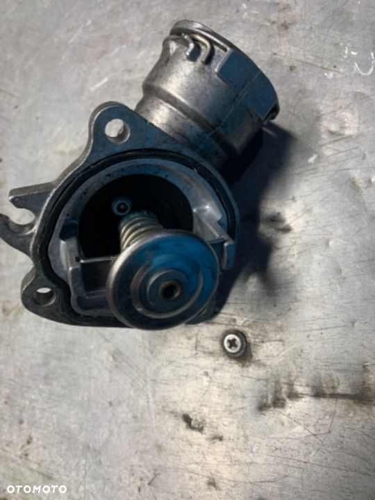 MERCEDES   3,0 350 cdi   cdi om 642  termostat 6422001616 - 3