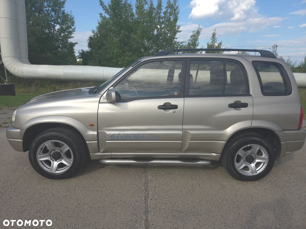 Suzuki Grand Vitara 2.0 - 3