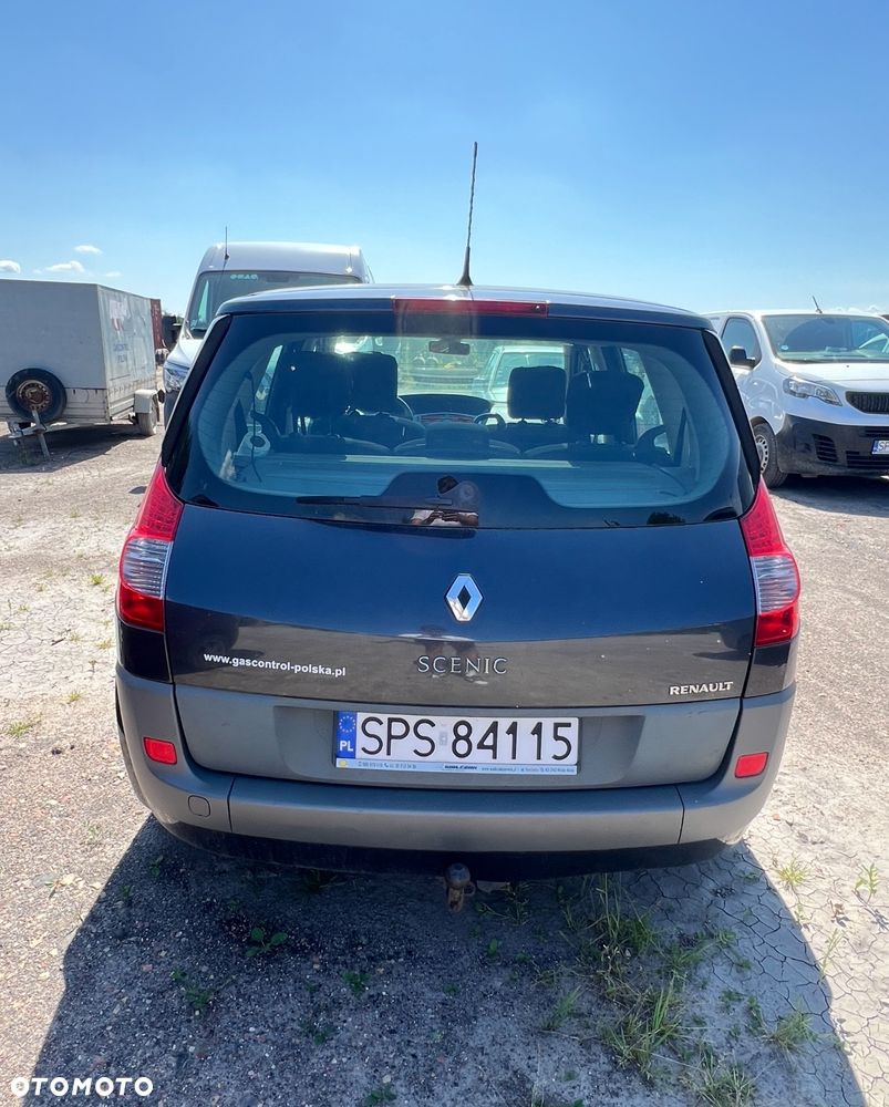 Renault Scenic 1.6 16V Infinity - 7
