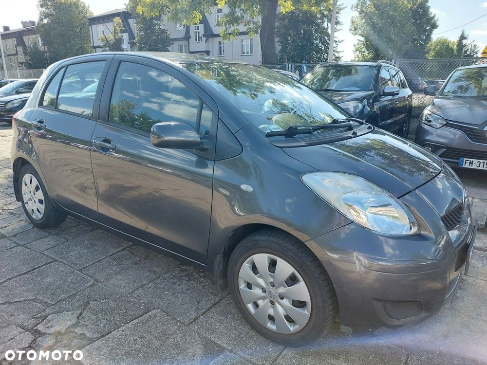 Toyota Yaris - 6