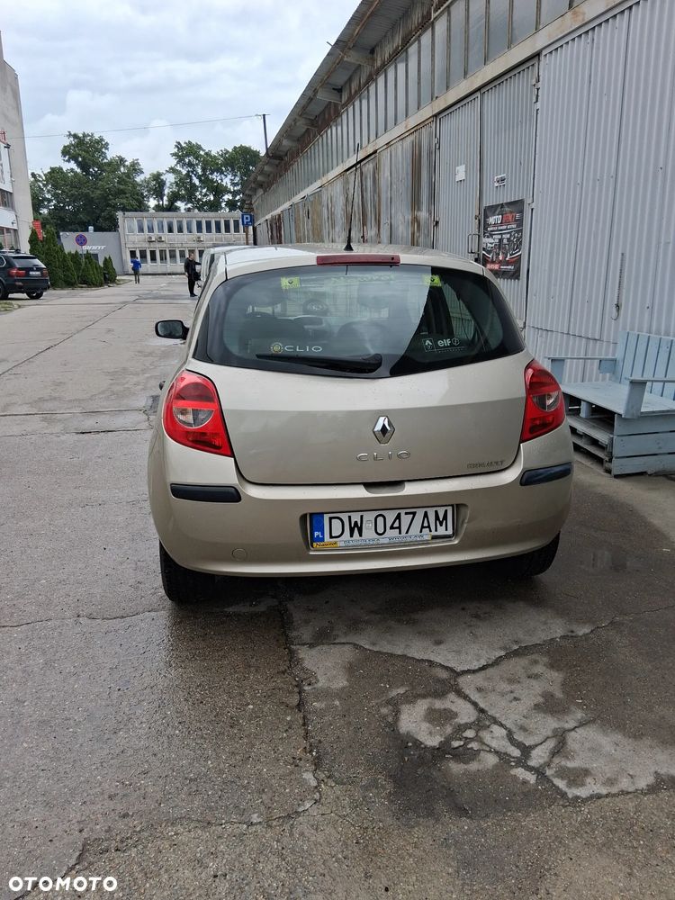 Renault Clio 1.4 16V Extreme - 4