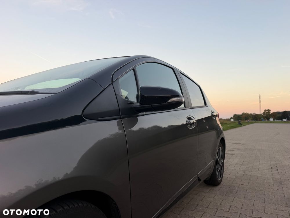 Toyota Yaris - 15