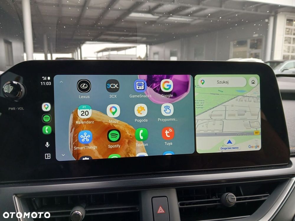 Lexus UX 300h F Sport Design - 15