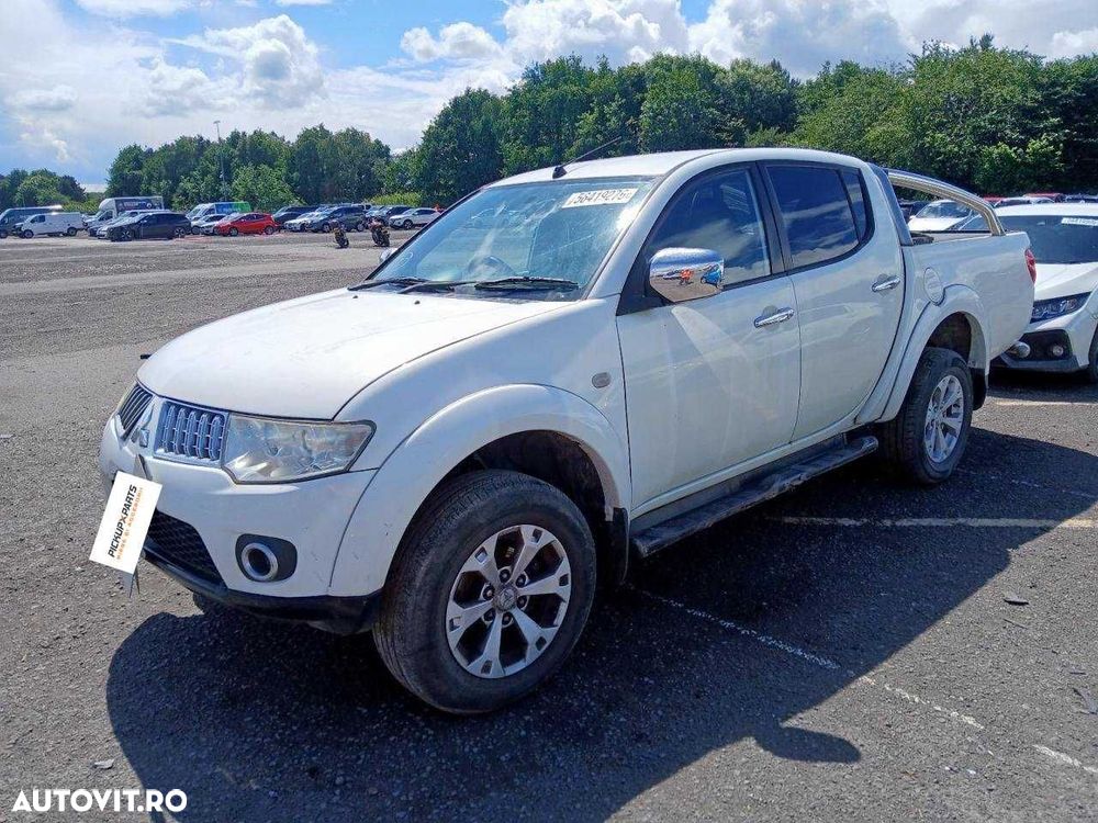 Dezmembrez Mitsubishi L200 2.5 Diesel 2011 - 2