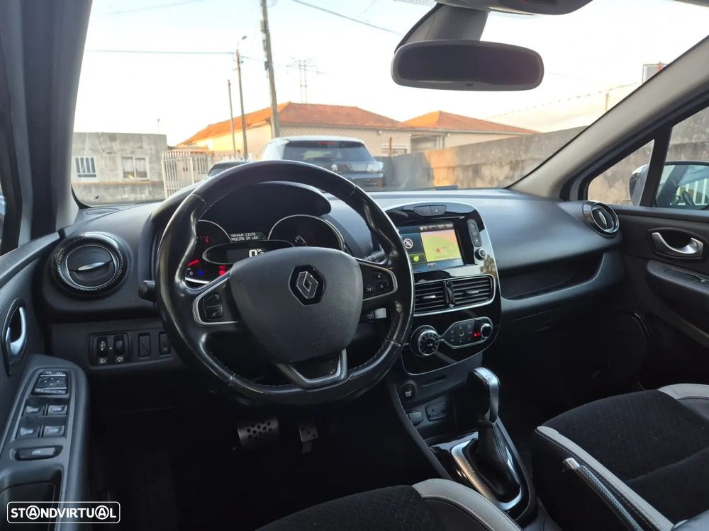 Renault Clio Sport Tourer - 14