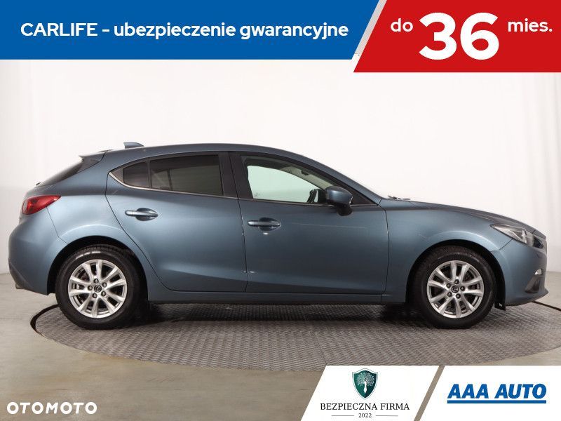 Mazda 3 - 8