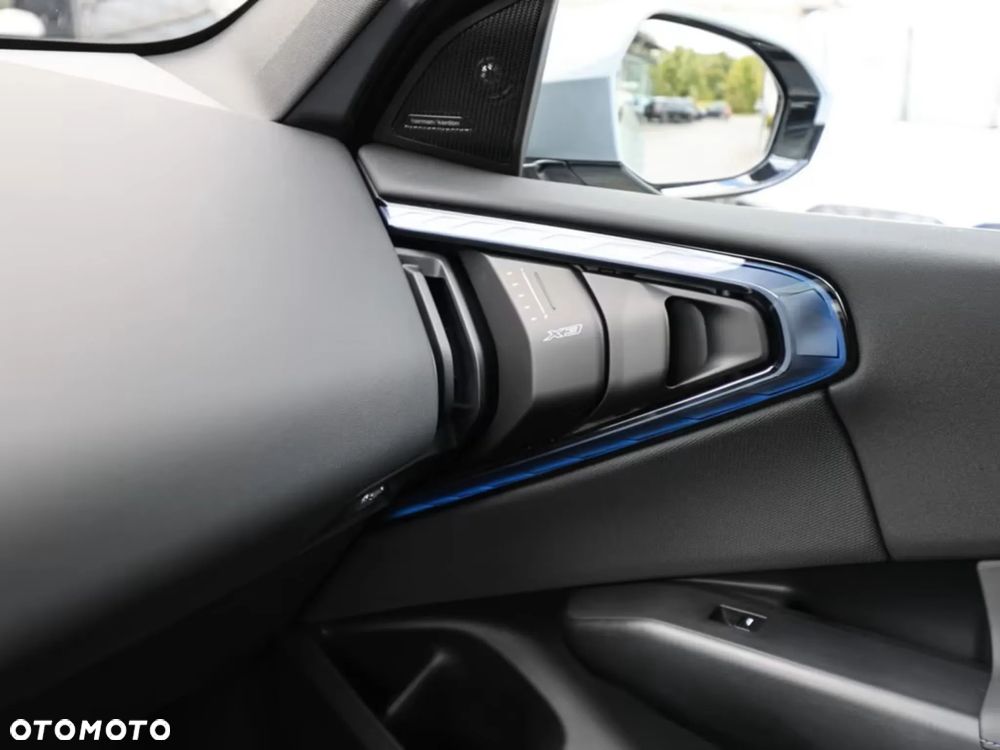 BMW X3 xDrive20 mHEV - 16