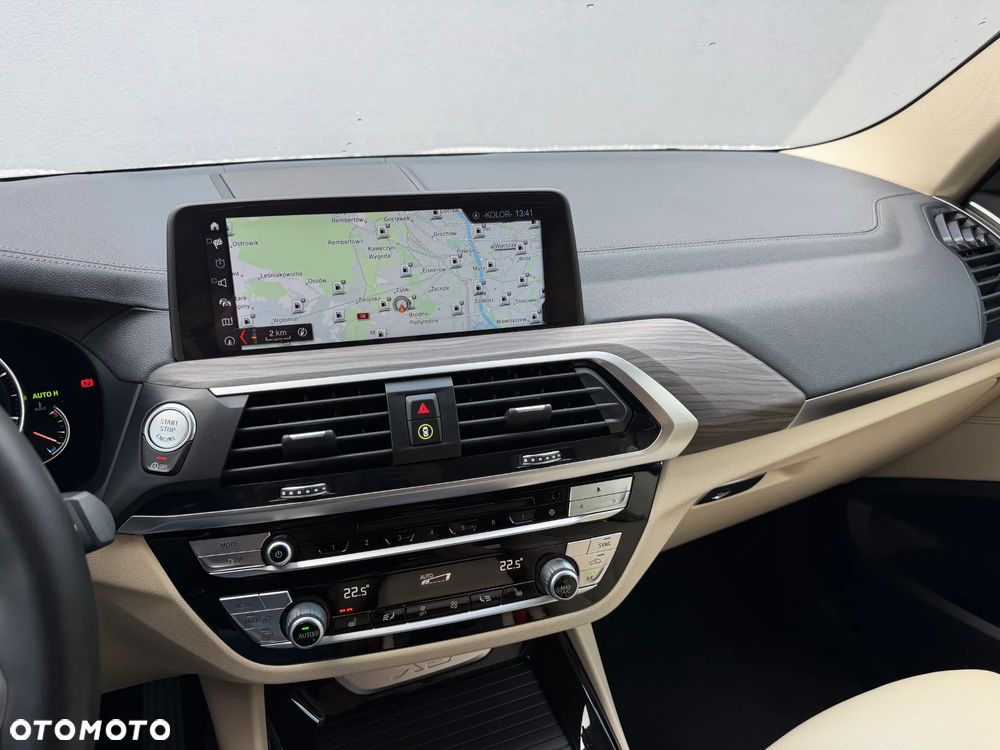BMW X3 xDrive20d Luxury Line - 15