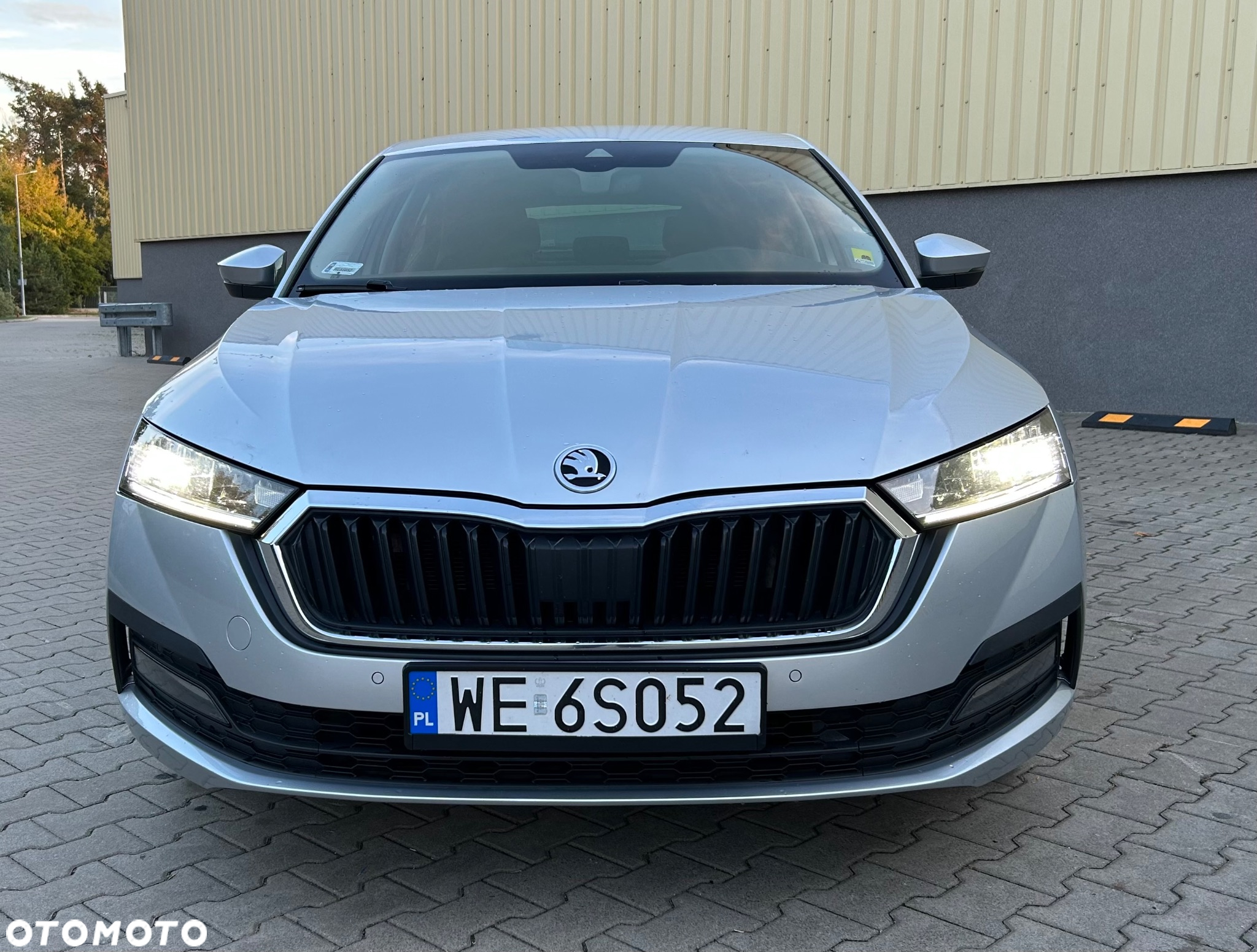 Skoda Octavia 2.0 TDI Ambition DSG - 2