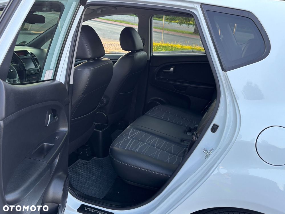 Kia Venga 1.4 CVVT Business Line - 10