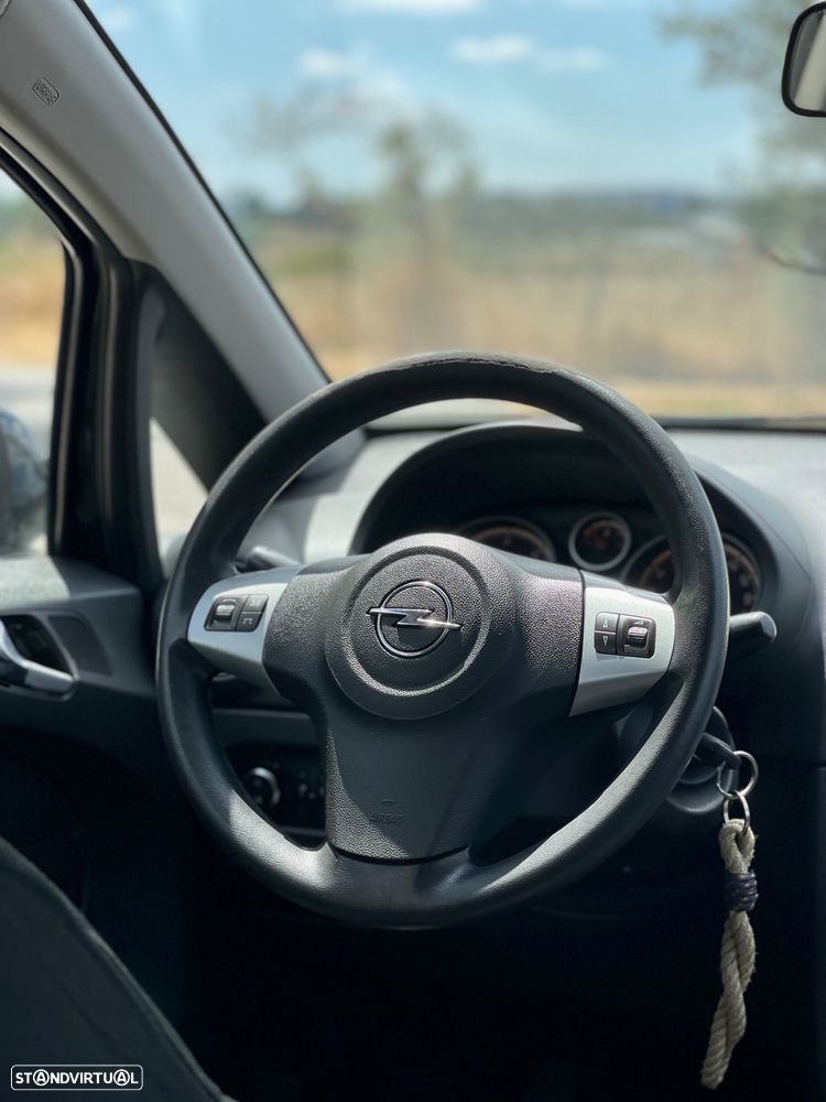 Opel Corsa 1.3 CDTi Enjoy - 13