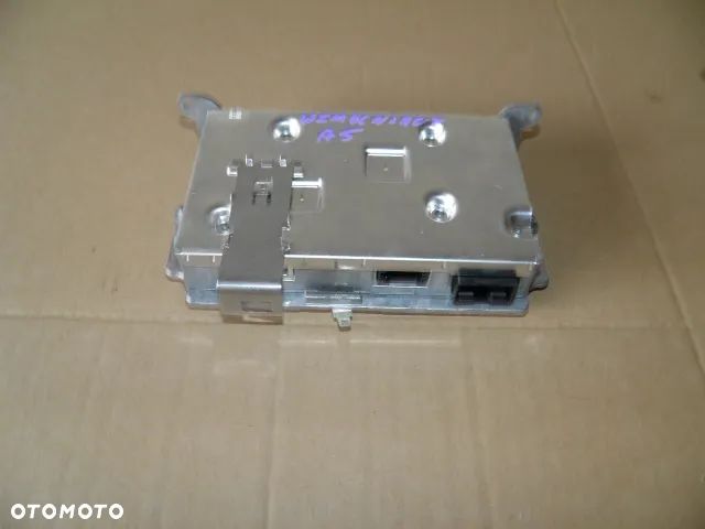 WZMACNIACZ GŁOŚNIKÓW AUDI A5